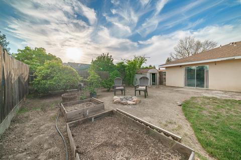 1315 E Carmelo Ave, Tulare, CA 93274 photo 15