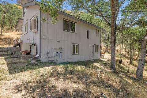 42504 Sierra Dr, Three Rivers, CA 93271 photo 3