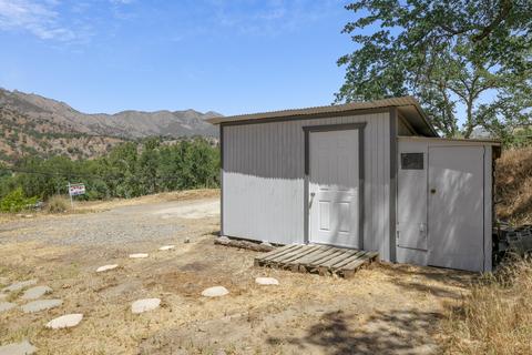 42504 Sierra Dr, Three Rivers, CA 93271 photo 65