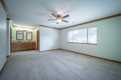 401 E Lois Ave, Tulare, CA 93274 photo 18