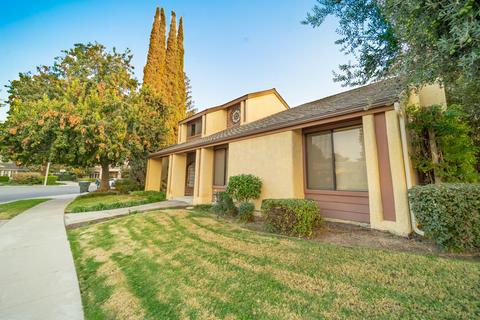 401 E Lois Ave, Tulare, CA 93274 photo 2