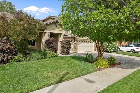 128 E Reese Ave, Visalia, CA 93277 photo 3