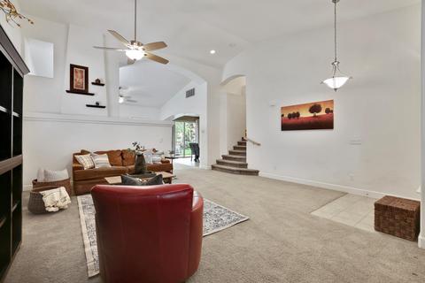 128 E Reese Ave, Visalia, CA 93277 photo 10