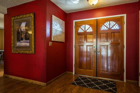 884 Cedar Ln, Lemoore, CA 93245 photo 4