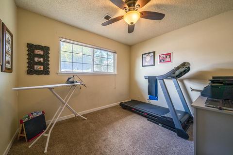 884 Cedar Ln, Lemoore, CA 93245 photo 23