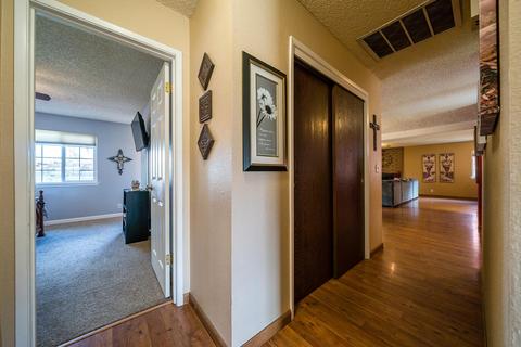 884 Cedar Ln, Lemoore, CA 93245 photo 16