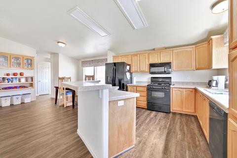 13531 17th Ave, Lemoore, CA 93245 photo 18