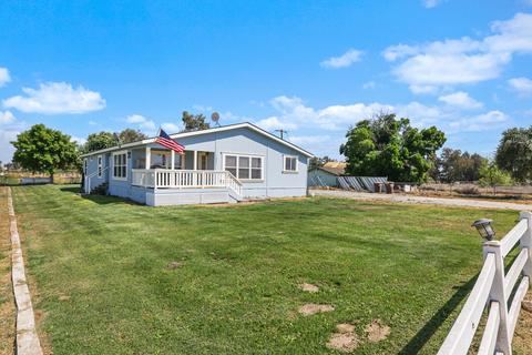 13531 17th Ave, Lemoore, CA 93245 photo 3