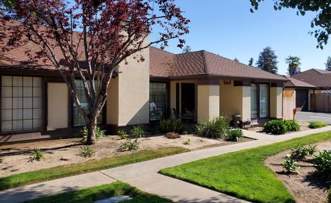 432 E Prosperity Ave, Tulare, CA 93274 photo 1