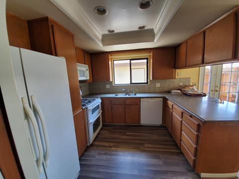 432 E Prosperity Ave, Tulare, CA 93274 photo 10
