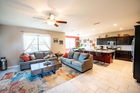 2041 Lombard Ln, Clovis, CA 93619 photo 13