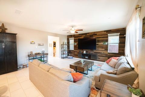 2041 Lombard Ln, Clovis, CA 93619 photo 15
