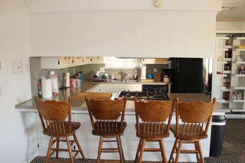 1034 E Howard Ct, Visalia, CA 93292 photo 14