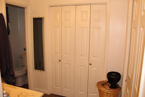 1034 E Howard Ct, Visalia, CA 93292 photo 18