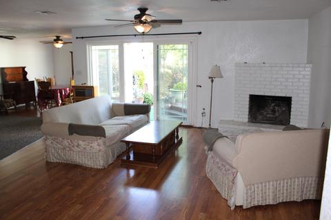 1034 E Howard Ct, Visalia, CA 93292 photo 29