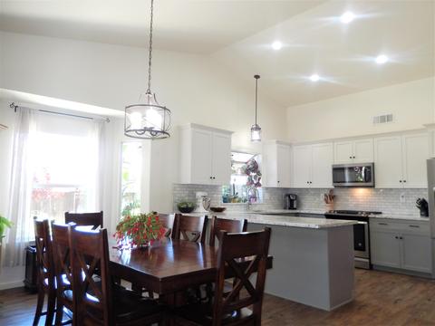 3926 E Auburn Dr, Visalia, CA 93292 photo 19