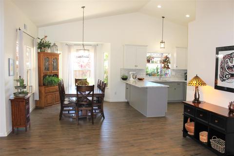 3926 E Auburn Dr, Visalia, CA 93292 photo 12