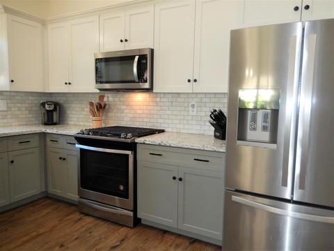 3926 E Auburn Dr, Visalia, CA 93292 photo 16