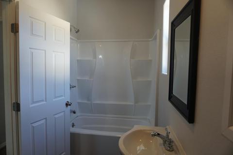 1107 Hall Ave, Corcoran, CA 93212 photo 18