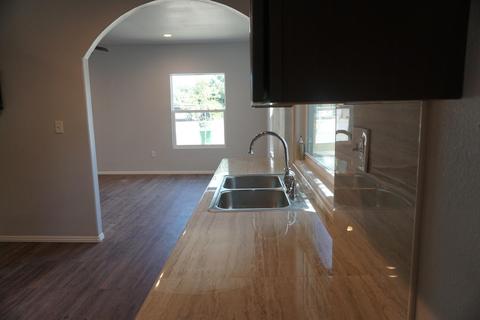 1107 Hall Ave, Corcoran, CA 93212 photo 27