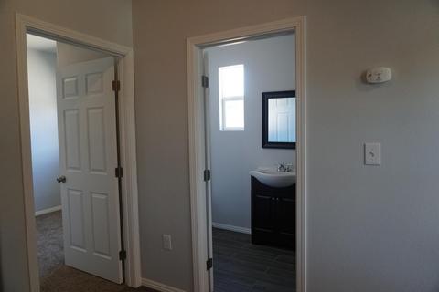 1107 Hall Ave, Corcoran, CA 93212 photo 16