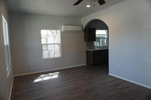 1107 Hall Ave, Corcoran, CA 93212 photo 5