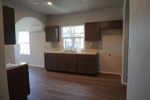 1107 Hall Ave, Corcoran, CA 93212 photo 11