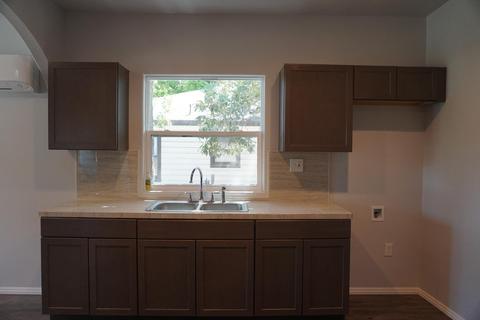1107 Hall Ave, Corcoran, CA 93212 photo 12