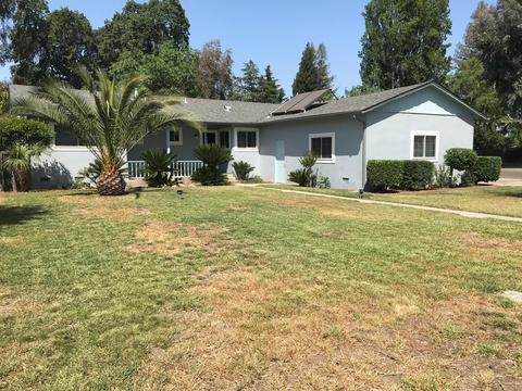 2711 E Westcott Ave, Visalia, CA 93292 photo 2