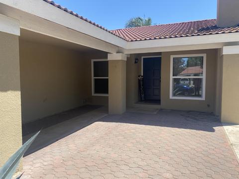 2747 E Vine Ave, Visalia, CA 93292 photo 2