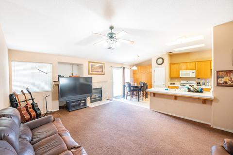 1480 Chimney Way, Lemoore, CA 93245 photo 4