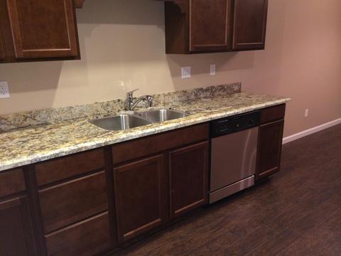 2010 E Copper Ct, Visalia, CA 93292 photo 5