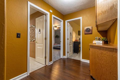 640 E Babcock Ave, Visalia, CA 93292 photo 25