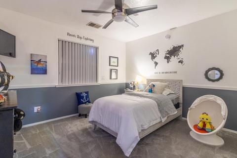 640 E Babcock Ave, Visalia, CA 93292 photo 27