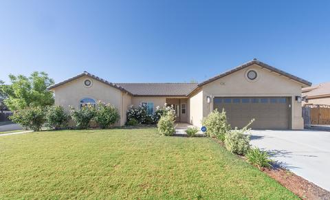 1601 Big Sur Dr, Lemoore, CA 93245 photo 1