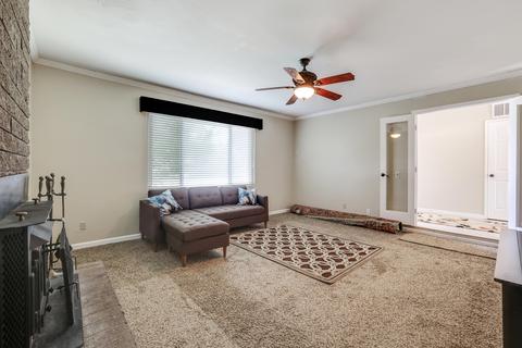 1015 E Palm Dr, Exeter, CA 93221 photo 4