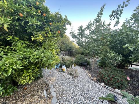 6020 W Iris Ct, Visalia, CA 93277 photo 32