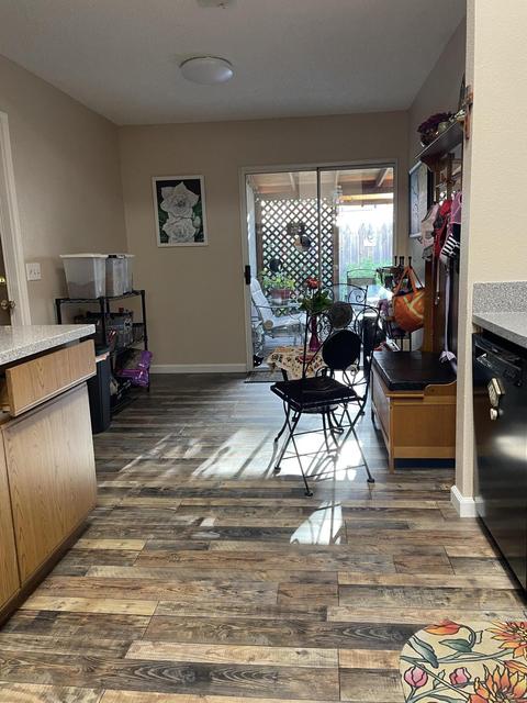 6020 W Iris Ct, Visalia, CA 93277 photo 12