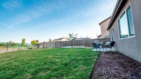 1158 Par Ave, Lemoore, CA 93245 photo 16