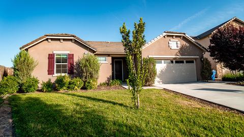 1158 Par Ave, Lemoore, CA 93245 photo 3