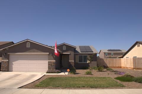 2244 Eldridge Ave, Tulare, CA 93274 photo 1