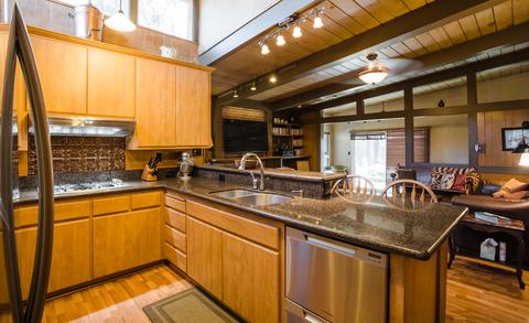 1033 E Cross Ave, Tulare, CA 93274 photo 7