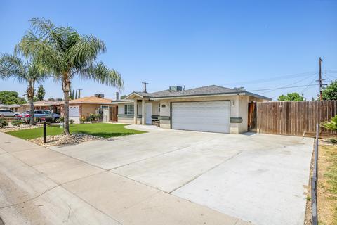 2060 E Bardsley Ave, Tulare, CA 93274 photo 2