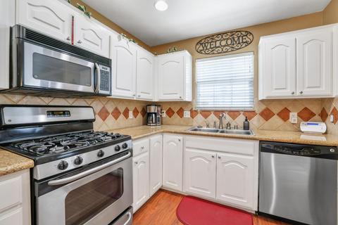 2060 E Bardsley Ave, Tulare, CA 93274 photo 15