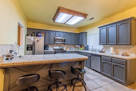3002 E Pershing Ct, Visalia, CA 93292 photo 7