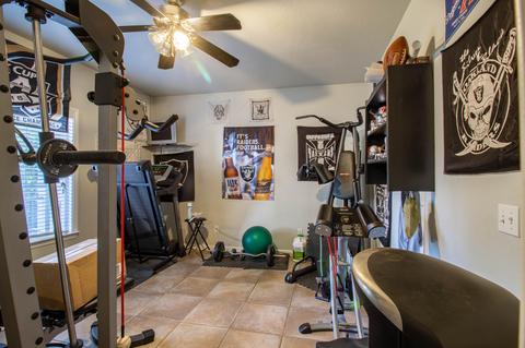 3002 E Pershing Ct, Visalia, CA 93292 photo 6