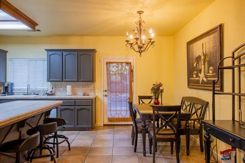 3002 E Pershing Ct, Visalia, CA 93292 photo 8