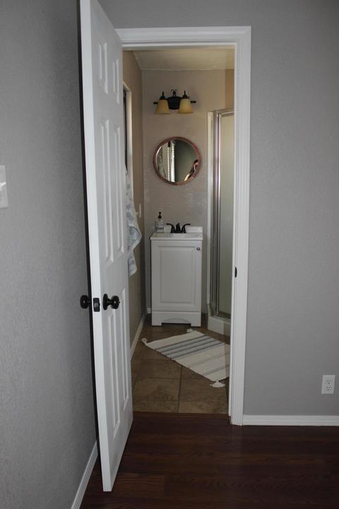 944 E Academy Ave, Tulare, CA 93274 photo 29