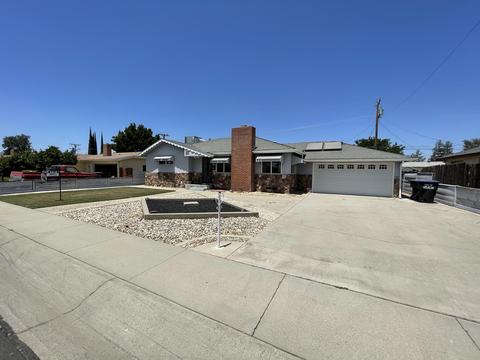 3016 E Laurel Ave, Visalia, CA 93292 photo 2