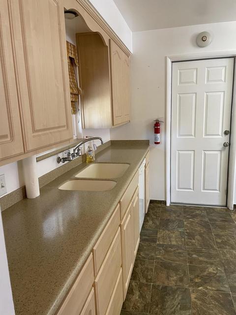 3016 E Laurel Ave, Visalia, CA 93292 photo 9